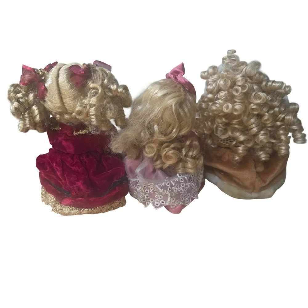 DAN DEE Collector's‎ Choice Porcelain Sitting Musical Doll Set of 3 Vintage